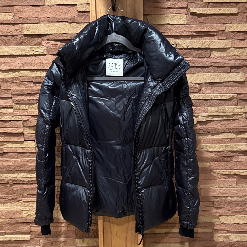 S13 Women's Black Puffer Jacket